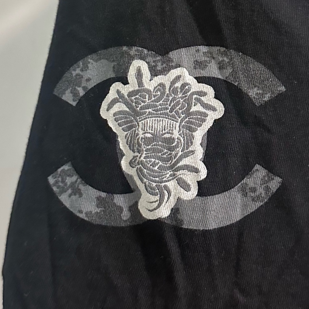 Crooks & Castles - Picture 4 of 4
